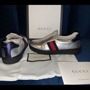 ❌SOLD❌GUCCI TODDLER METALLIC LEATHER SLIP-ON W WEB